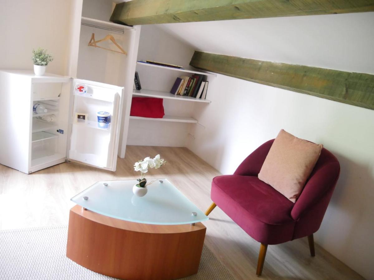 Private Room Montpellier Exterior photo